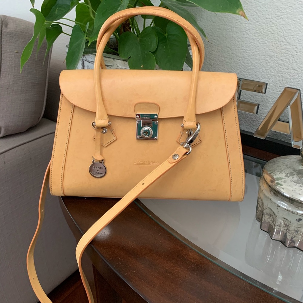 COPY - SUPER RARE!!  Dooney and Bourke ALTO Made …